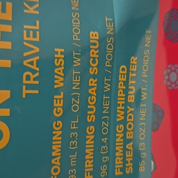 Tree Hut Tropic Glow Travel Kit - Picture 2 of 6